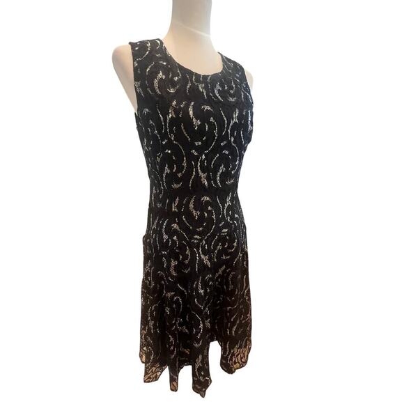TOMMY HILLFIGER BLACK AND SILVER LACE HALTER DRESS WOMENS SIZE 8 - Picture 1 of 8